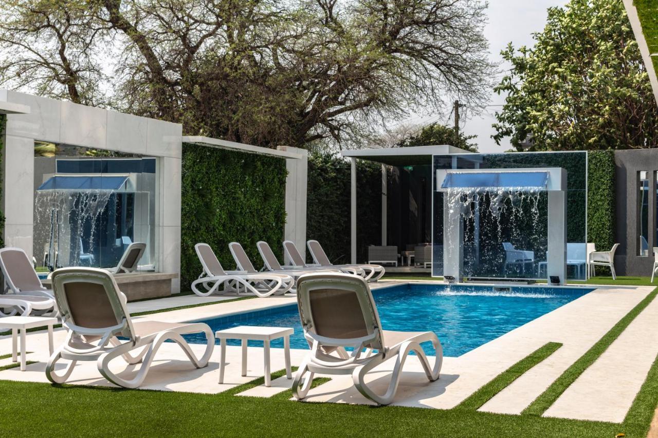 Hotel Los Alpes Cipreses Asuncion Dış mekan fotoğraf